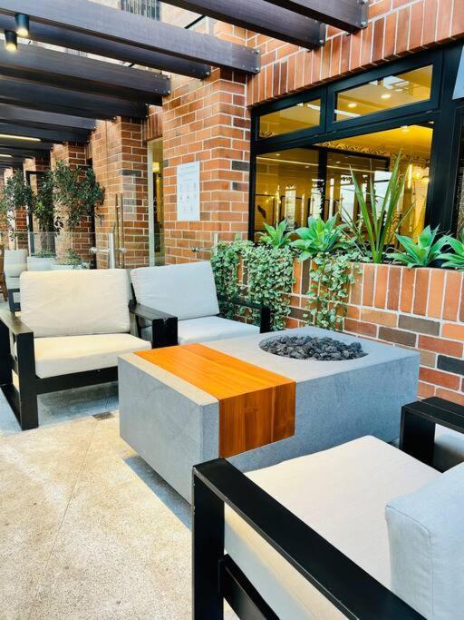 Apartamento 2 Habitaciones, Edificio Airali, Zona 10, Miradolo 危地马拉 外观 照片