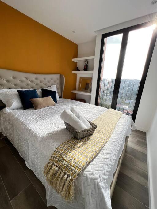 Apartamento 2 Habitaciones, Edificio Airali, Zona 10, Miradolo 危地马拉 外观 照片