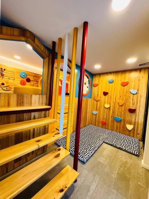 Apartamento 2 Habitaciones, Edificio Airali, Zona 10, Miradolo 危地马拉 外观 照片